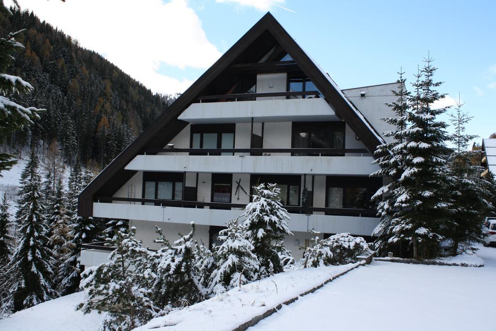 Ski- Und Wander Appartements Schiffer Innerkrems Szoba fotó